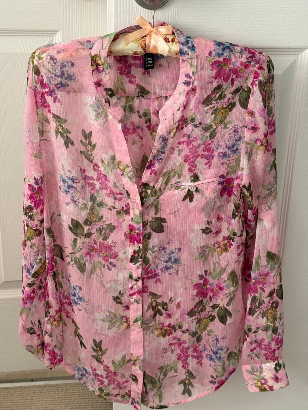 KUT from the Kloth Jasmine Chiffon Button-Up Shirt, QUARTU-LIGHT PINK - Picture 4 of 4